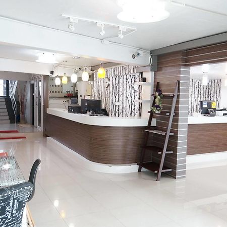 Ma Non Nont Hotel & Apartment Нонтабури Екстериор снимка