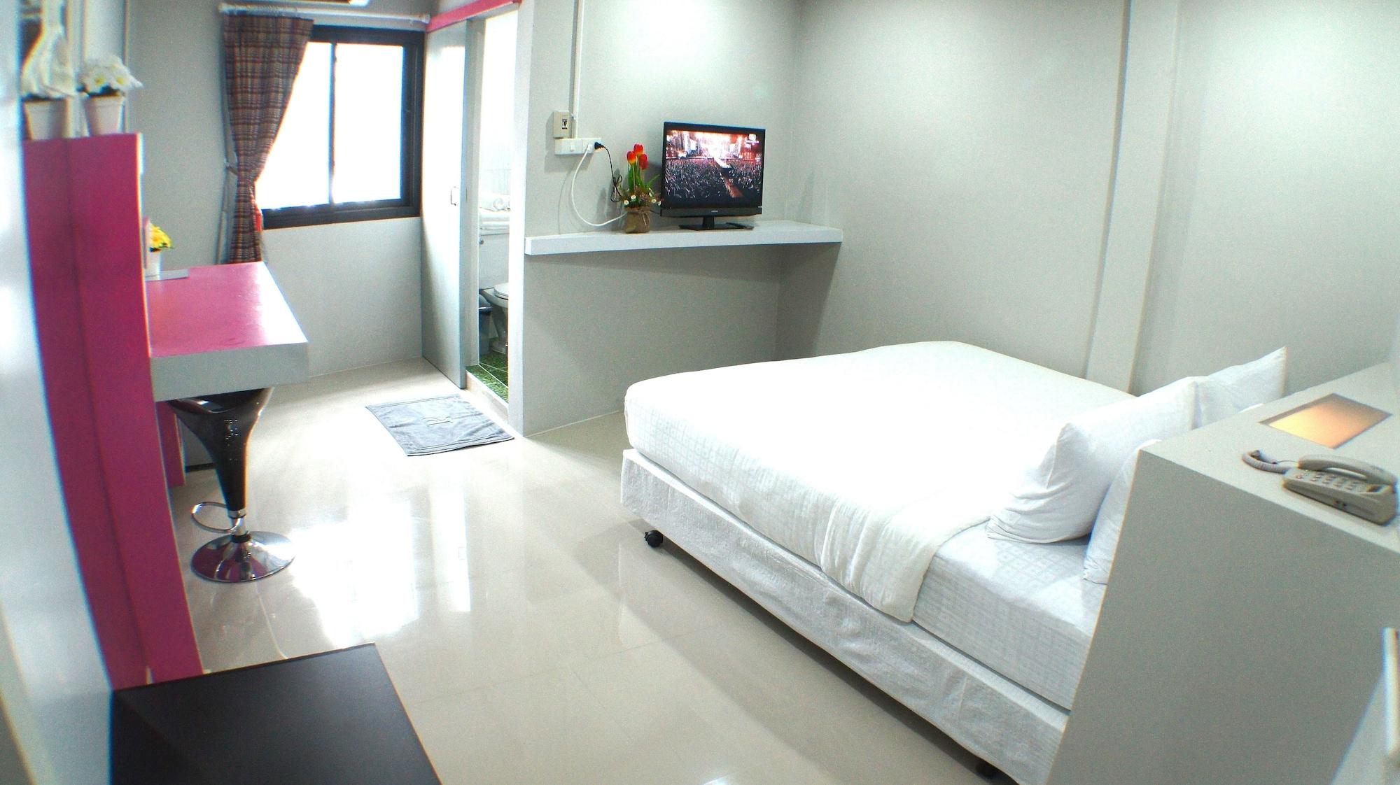 Ma Non Nont Hotel & Apartment Нонтабури Екстериор снимка